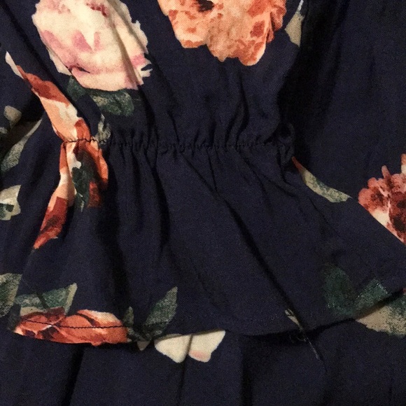 Women’s Floral Print Long Sleeve Smocked Mini - Picture 9 of 9